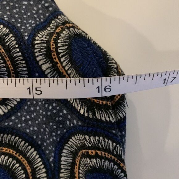 H&M blue circular pattern dress with back button closure Size 6 Full skirt - Picture 8 of 9